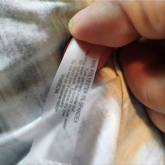 Thomas & Olivia Red and Blue Boxy Relaxed T-Shirt - Picture 10 of 11